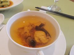 虫草花鸡汤-湖影中餐厅·南京金茂威斯汀大酒店