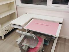 -康朴乐儿童学习桌椅(蓝色港湾店)