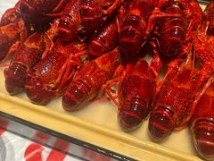 -肥肥虾庄·金牌油焖大虾(汉街SKP店)