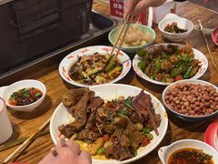 -冶建镜子·老南昌大排档·江西虾王(总店)