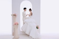 -芭莎视觉婚纱摄影(花溪店)