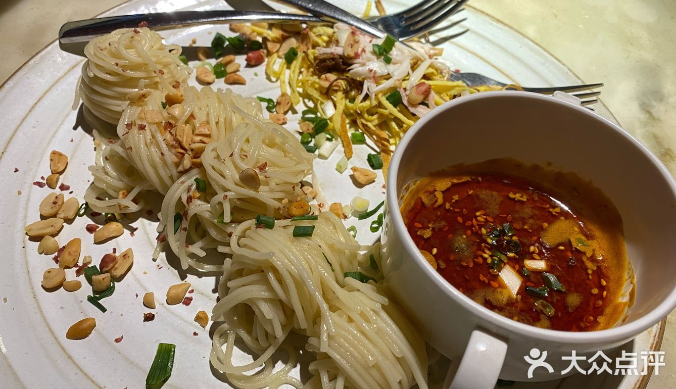 蛋饼什么的那个甜品这些，还是这个奶酪最推荐