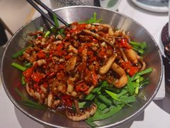 香辣鱿鱼须-费大厨辣椒炒肉(通州万达店)