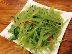 葱油莴笋丝-老熟人串吧家常菜(旧宫店)