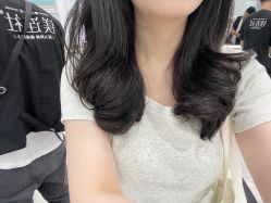 -镁连社·美联社