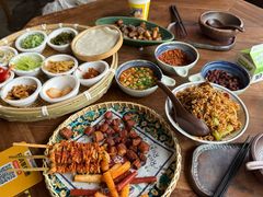 -包整·丝娃娃(一览甲秀楼风景店)