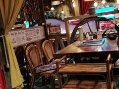 -老牌坊云南鱼豆花火锅(爱建店)