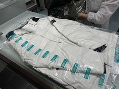 -福奈特洗衣·洗鞋·奢侈品护理 (闵行龙湖天街店)