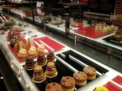 -Salon de The de Joel Robuchon(外滩18号店)