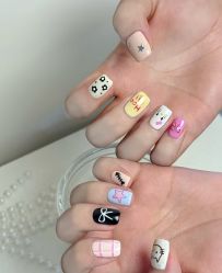 -七月美睫 美甲