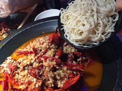 经典蒜香龙虾-红盔甲·小龙虾(天钥桥店)