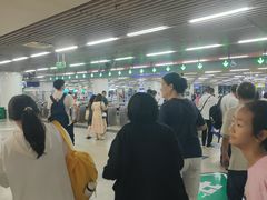 -北京西站(地铁站)