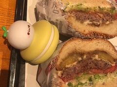 火烤双层牛肉特堡-The Habit Burger Grill 哈比特汉堡(复兴soho店)