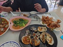 -覃记海鲜美食餐厅
