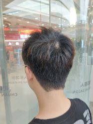 -川和潮人