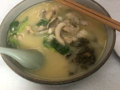 -明呈黄鱼面馆(斜土路店)