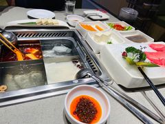-海底捞火锅(荣盛广场店)