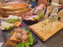 -湊湊火锅·茶憩(打浦桥日月光店)