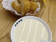 -弄堂咪道-饭香·面香·馄饨香(汇锦广场店)