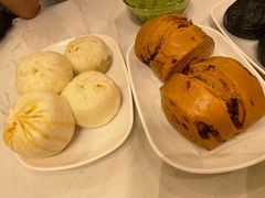 -李与白包子铺(桐梓林店)