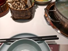 -洪氏嗨捞·猪肚鸡火锅(阳光天地店)