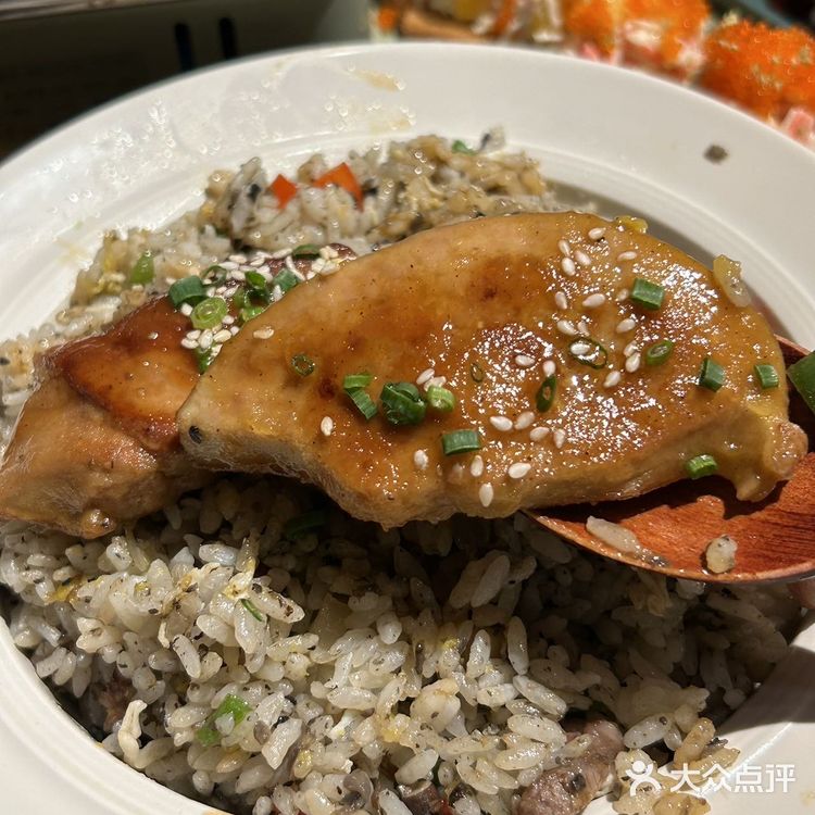 如果感到emo😈就来吃顿漂亮饭吧！