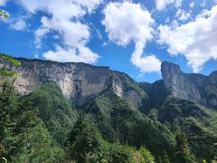 -鹿院坪生态旅游景区