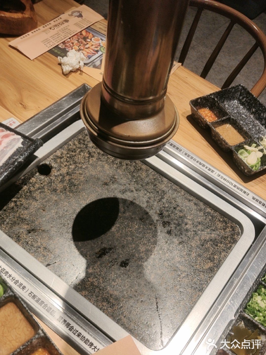 时间故事是全国首家以铁板烧与韩国料理结合的石板烤肉料理