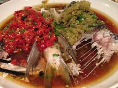 双椒鱼头-鄱阳湖·江西小炒·瓦罐煨汤(五道口店)