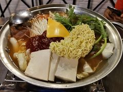 部队火锅-富乐满韩国正宗炸鸡韩国料理(虹泉路店)