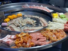-哈哈碳都·牛肋条无限自助烤肉(宝龙店)