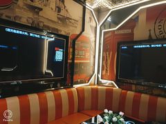 -星璨火吧KTV聚会餐厅(丰庆路店)