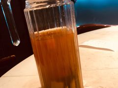 竹蔗茅根水-肥仔文澳门猪骨煲(南京西路店)