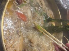 -顶顶汤火牛排火锅·经典铜锅涮肉