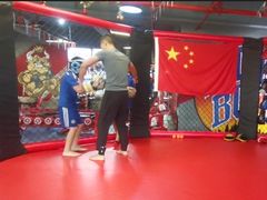 -KingBull私教健身&格斗订制(龙井商业中心店)