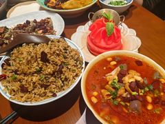 -包整·丝娃娃(一览甲秀楼风景店)