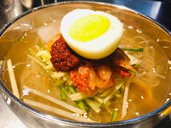 -韩聚屋韩国烤肉餐厅(新北万达店)