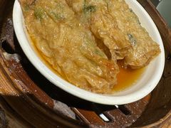 鲍汁腐皮卷-喜势点·糖沙翁手工茶点·本地人茶居(永庆坊店)