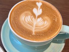 逃班拿铁-Fridi Patisserie Cafe