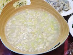 -金冠水饺园(泰山大街辅路店)