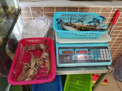 -覃记海鲜美食餐厅