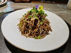 香椿苗拌豆干丝-新渝城·始于2000年(淘金店)