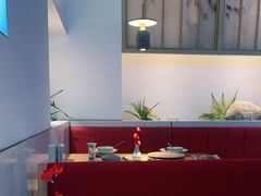 卡座-蜜桃餐厅·伴山(绿宝广场店)