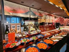 -雍容荟帝王蟹活龙虾展台自助(IFS黑金店)
