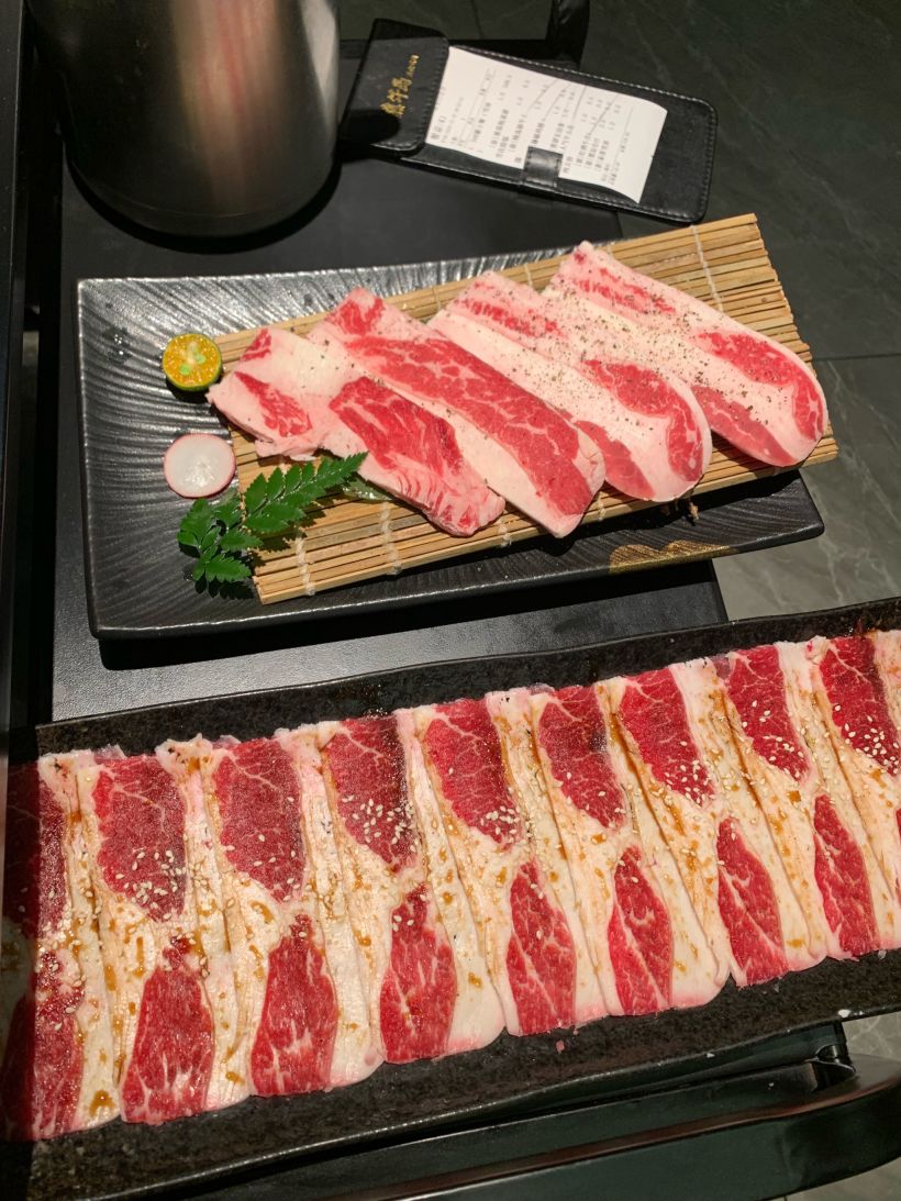 牛岛炭火烤肉四新店