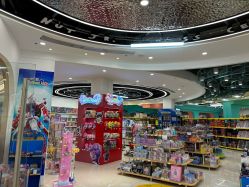 -卡通派潮品玩具折扣仓(青岛新城吾悦广场店)