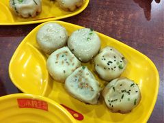 -小杨生煎(成山巴黎春天店)