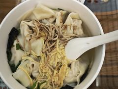 -笑来喜馄饨小笼工坊店(湖滨街店)