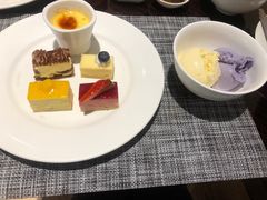 -浦东绿地铂骊酒店-POYA西餐厅(绿地东海岸国际广场店)