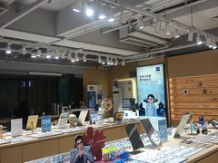 -鲸渝眼镜·浅目视光(春熙路店)